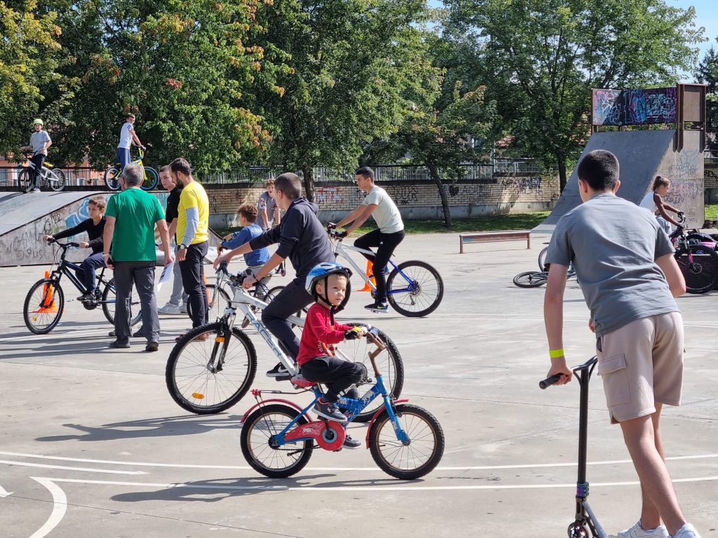 Biciklijada 04 u Pančevu, 24. septembar 2022. — fotografija 11