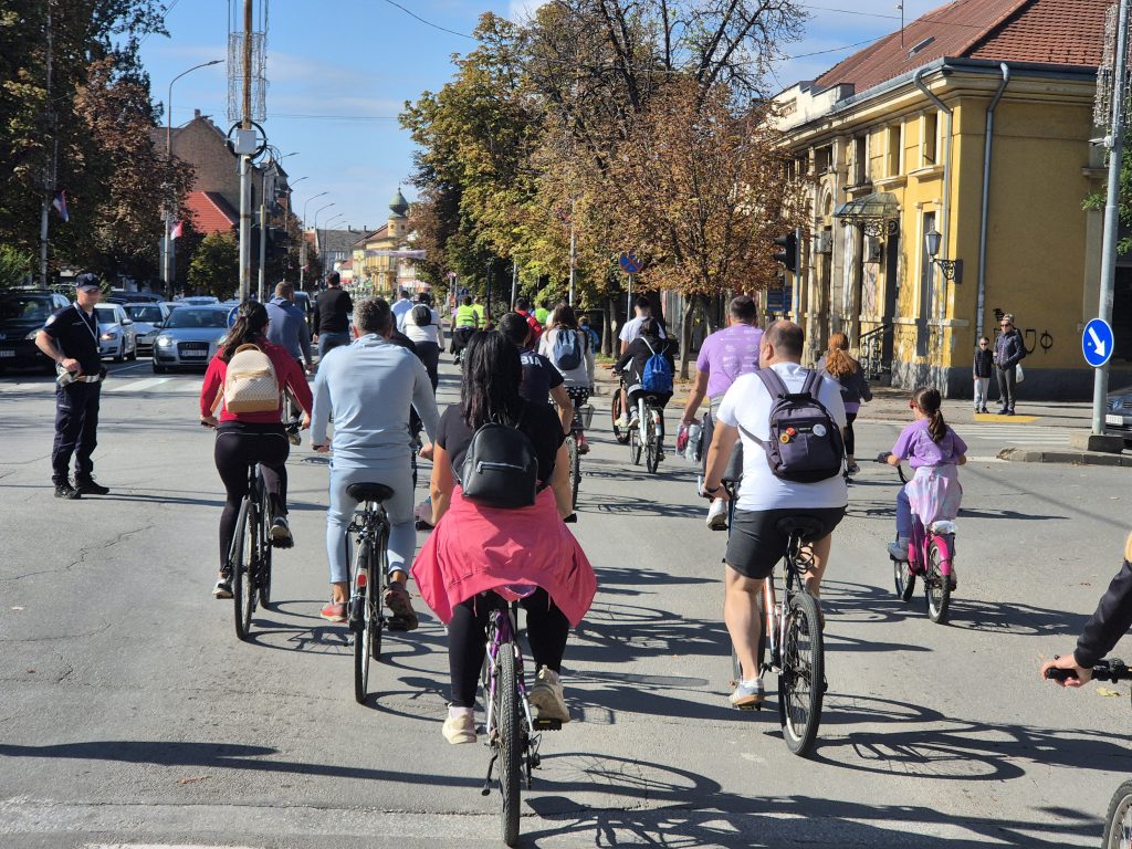 Biciklijada 06 u Pančevu, 12. oktobar 2024. — fotografija 12